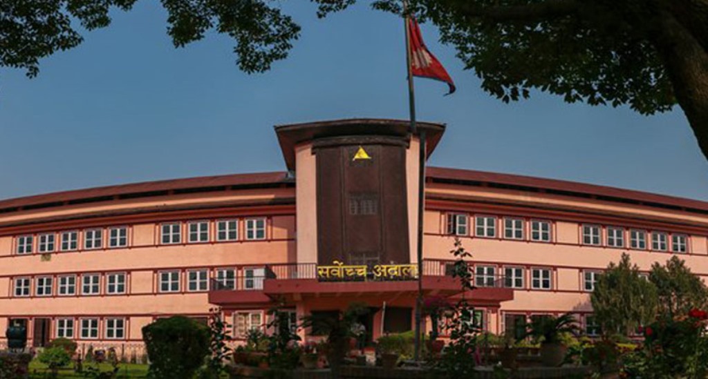 सर्वोच्च अदालतले माग्यो निर्वाचन आयोगसँग लिखित जवाफ