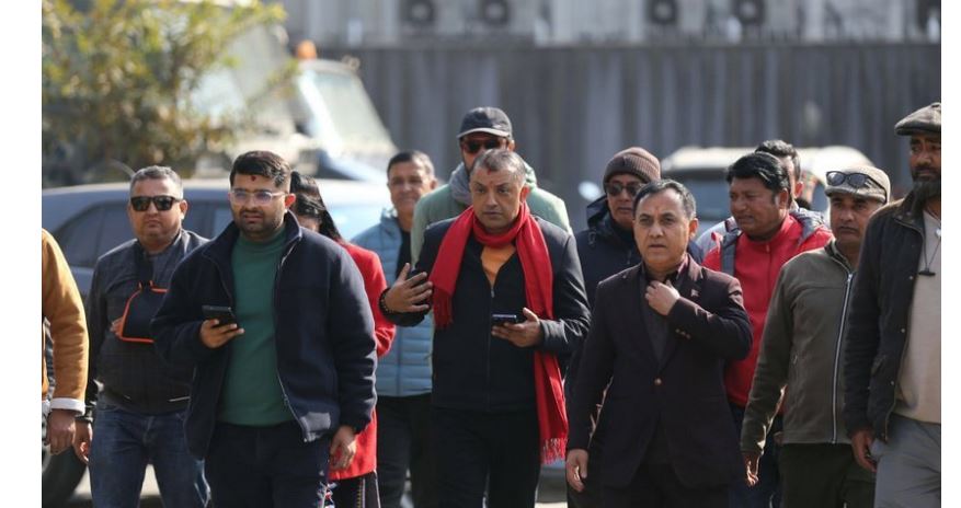 कांग्रेस विशेष महाधिवेशनबाट निर्वाचित पदाधिकारी आज पार्टी कार्यालय जाने